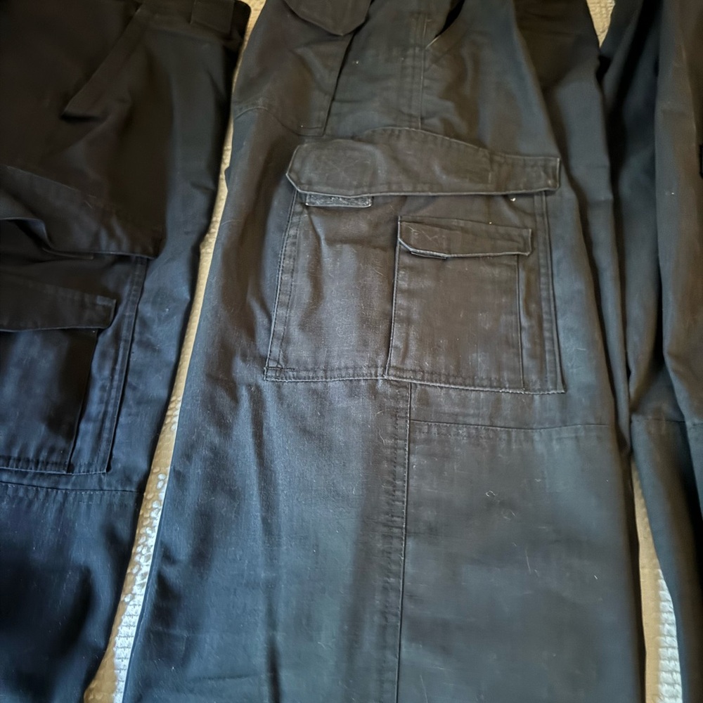 5 pair of Tru-Spec tactical uniform pants. GUC - Picture 2 of 4